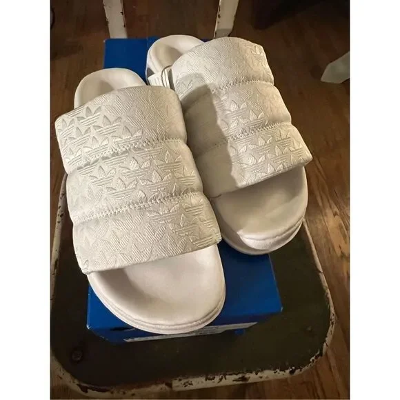 Adidas Adilette Essential W Slides - Picture 1 of 8